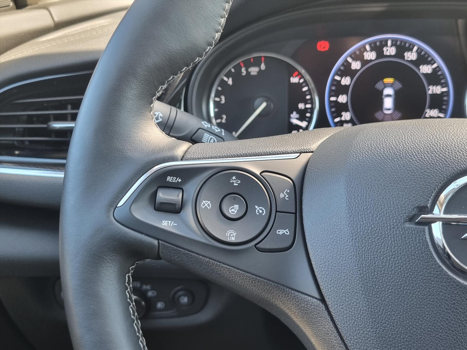 Foto van Opel Insignia Grand Sport