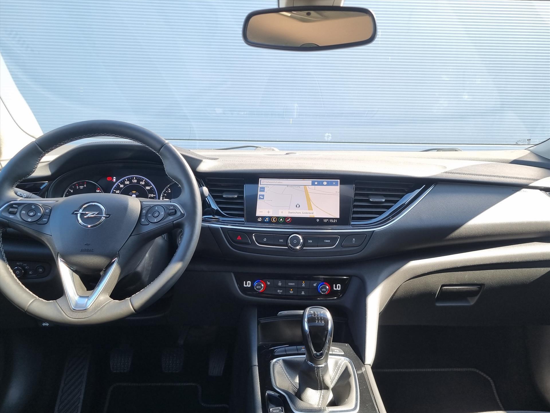 Foto van Opel Insignia Grand Sport