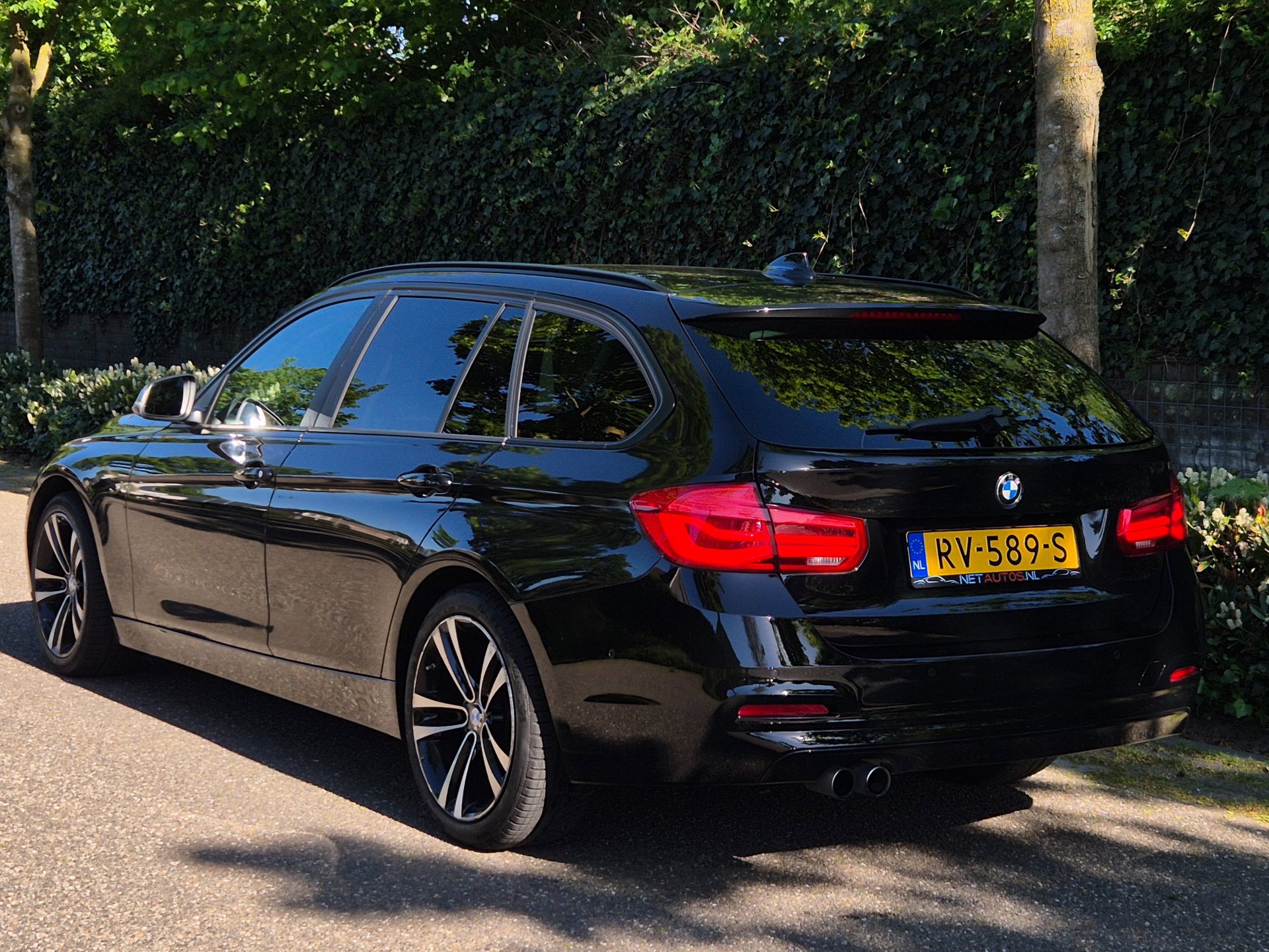 Foto van BMW 320i