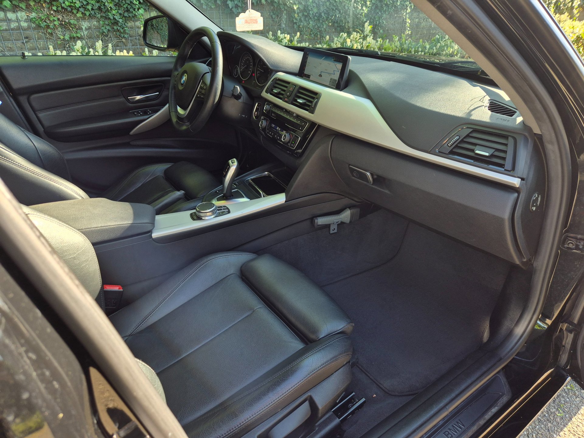 Foto van BMW 320i