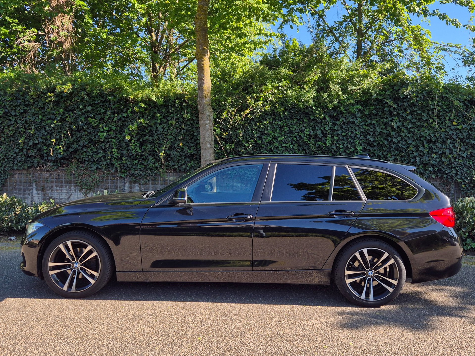 Foto van BMW 320i