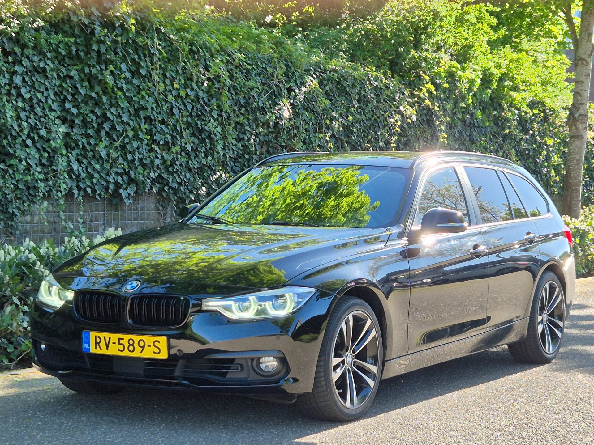 Foto van BMW 320i