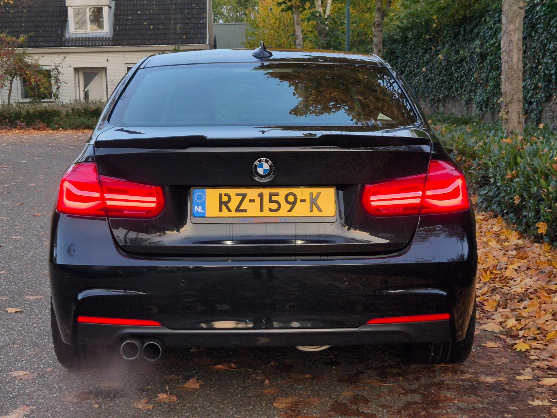 Foto van BMW 320i