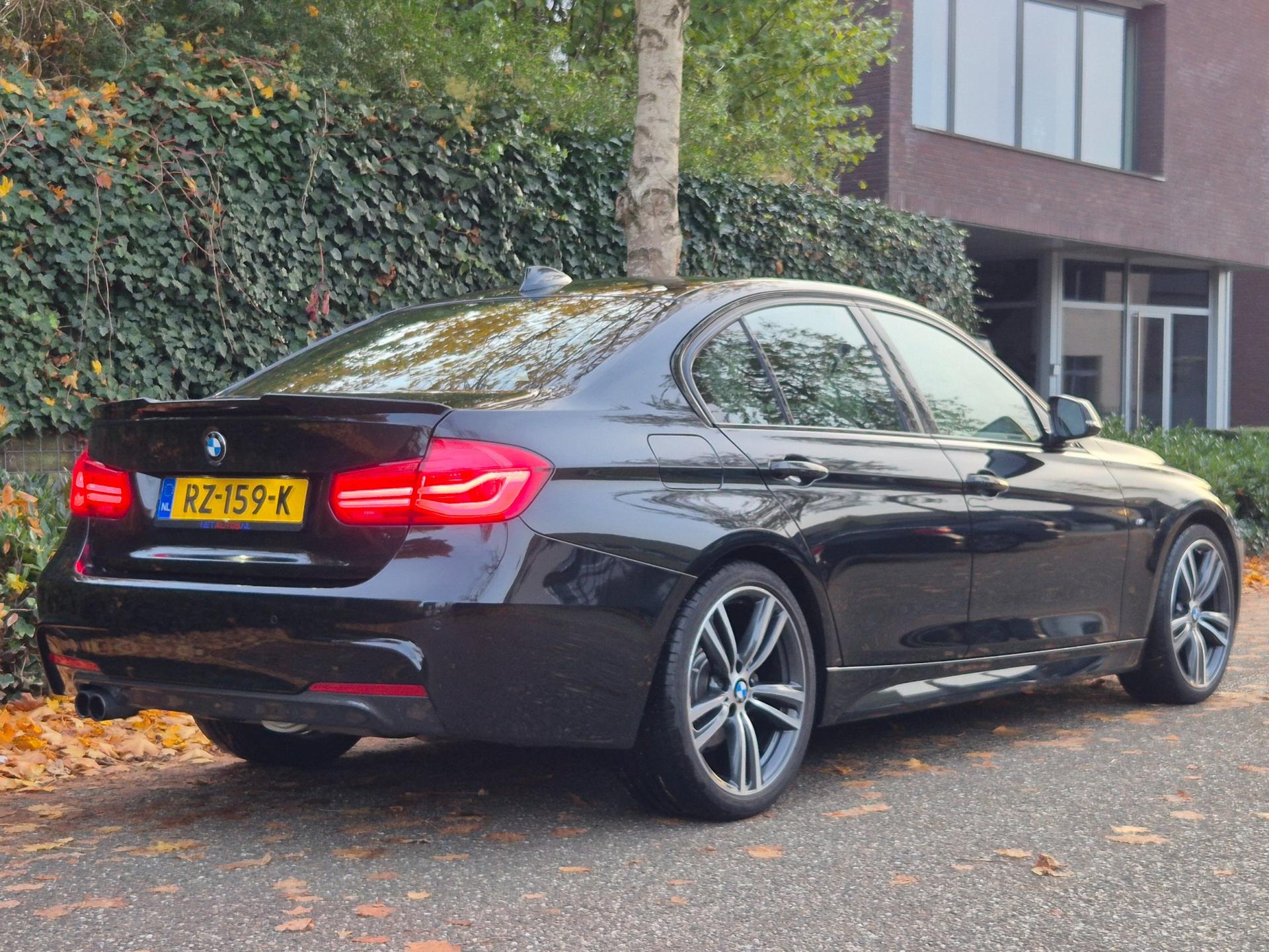 Foto van BMW 320i