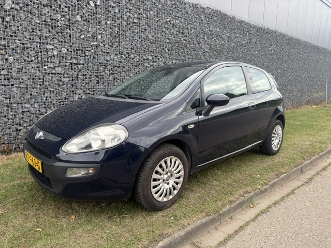 Fiat Fiat Punto 1.4-16V Sport Airco 2011 - voorkant