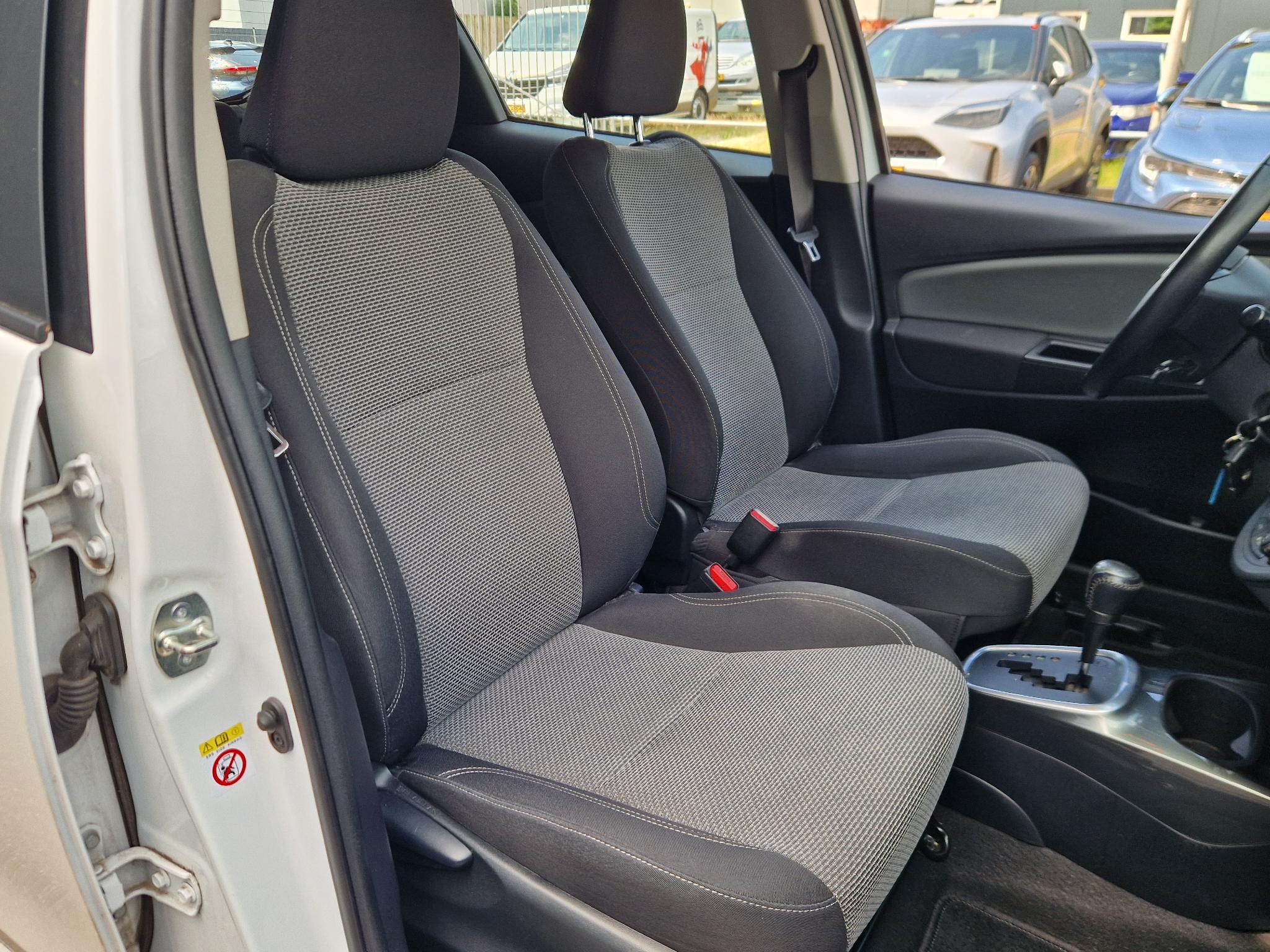Foto van Toyota Toyota Yaris Hybrid