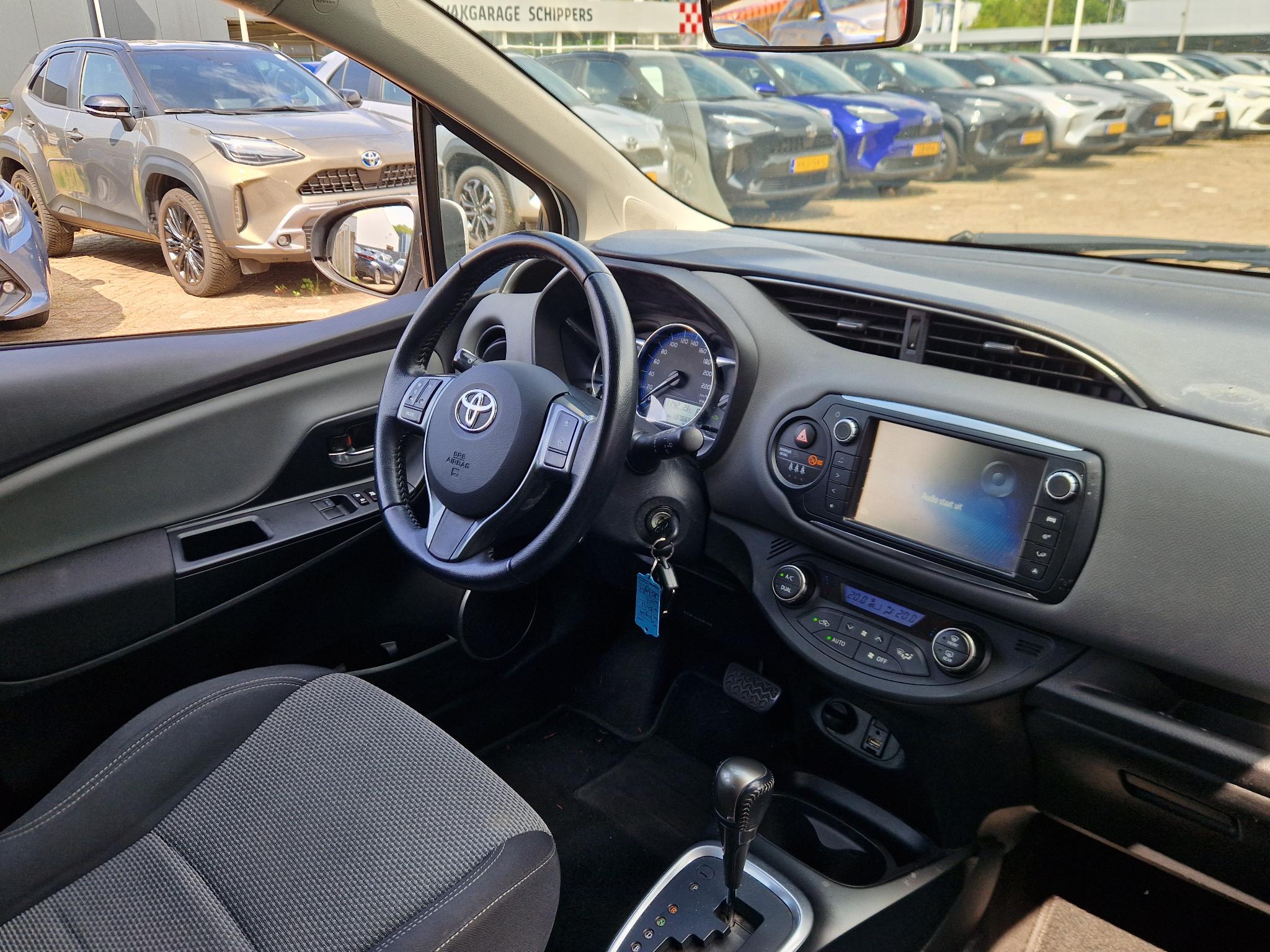 Foto van Toyota Toyota Yaris Hybrid