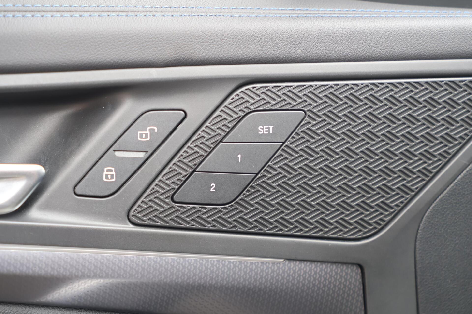 Foto van BMW X1 Sdrive18i