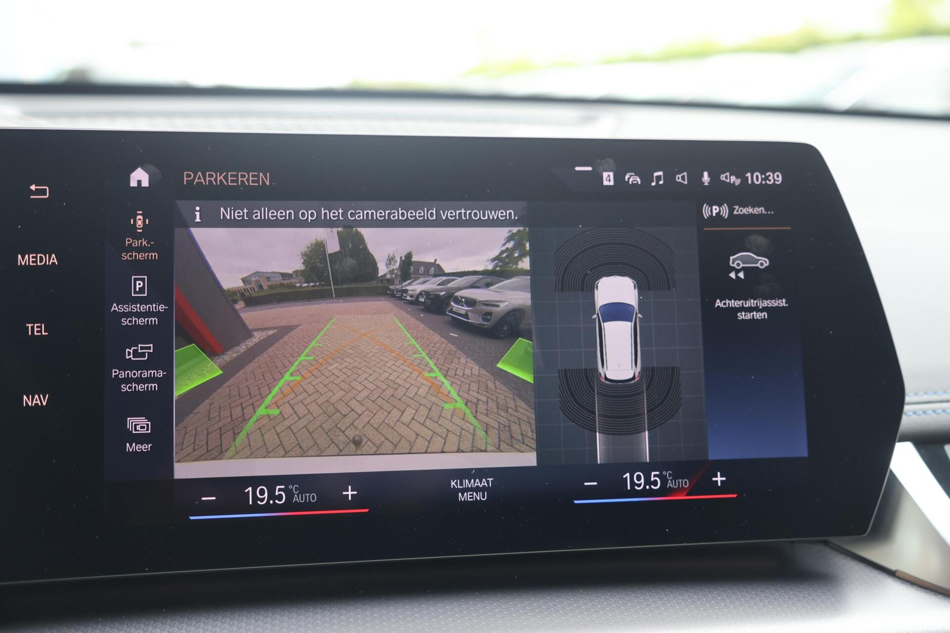 Foto van BMW X1 Sdrive18i