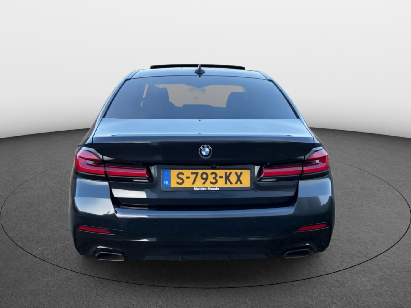 Foto van BMW 545e xDrive