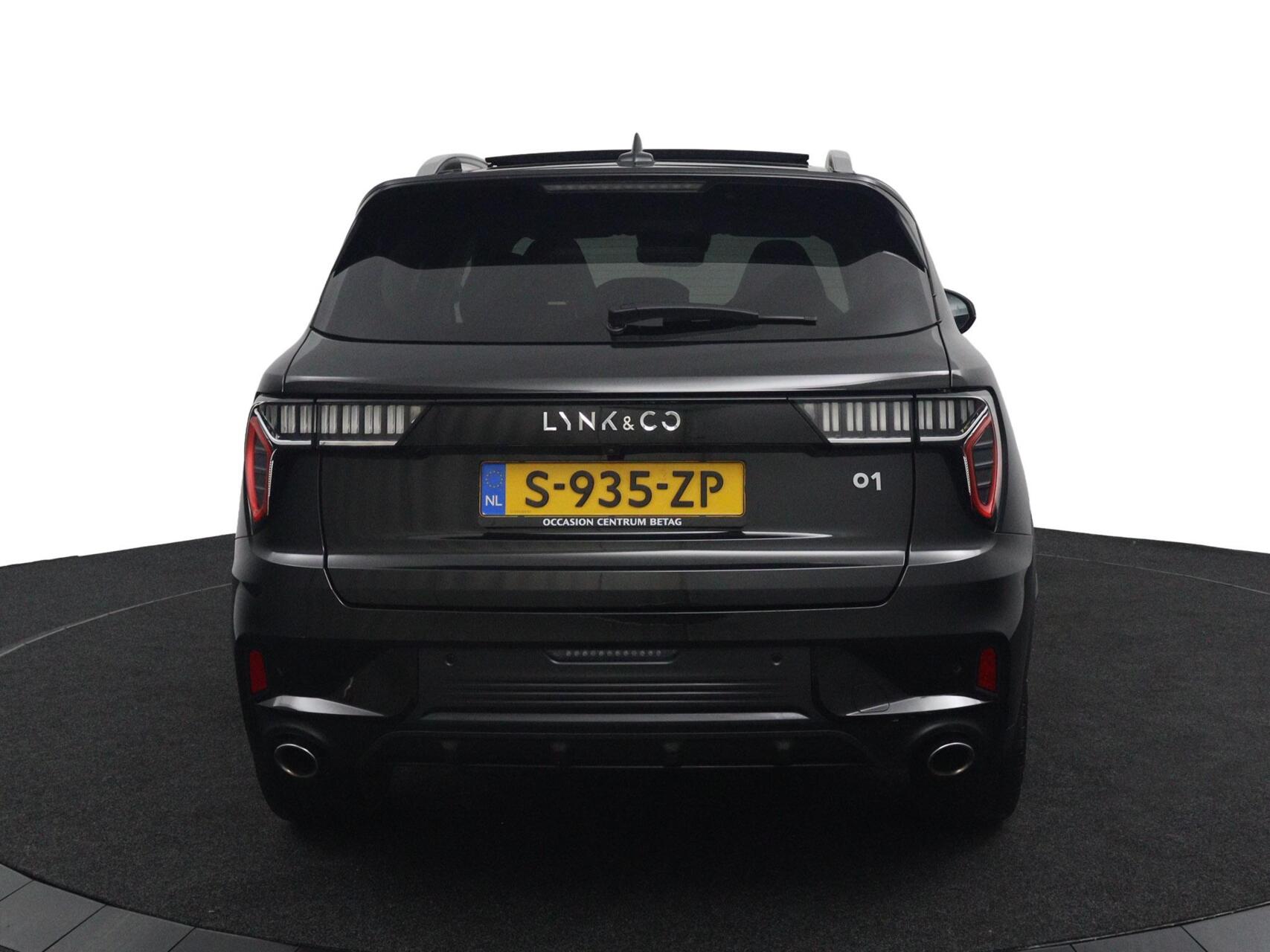 Foto van Lynk&co LYNK & Co 01