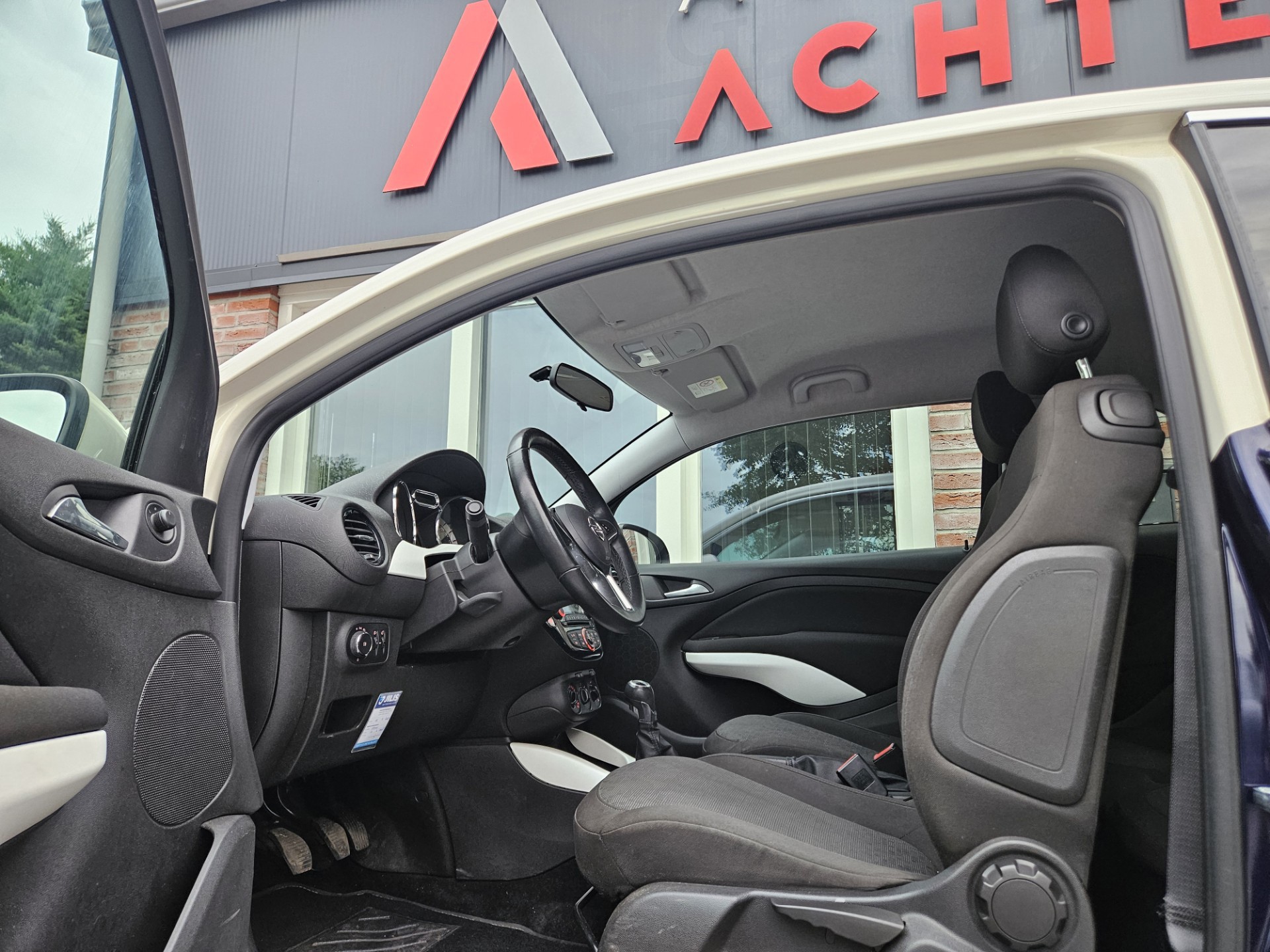 Foto van Opel Adam