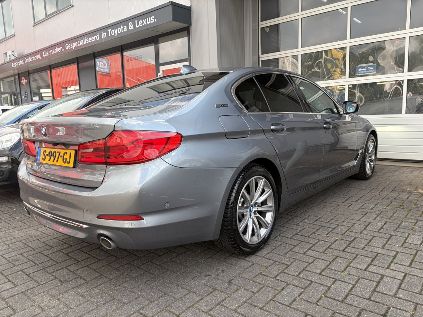 Foto van BMW 530e Iperformance