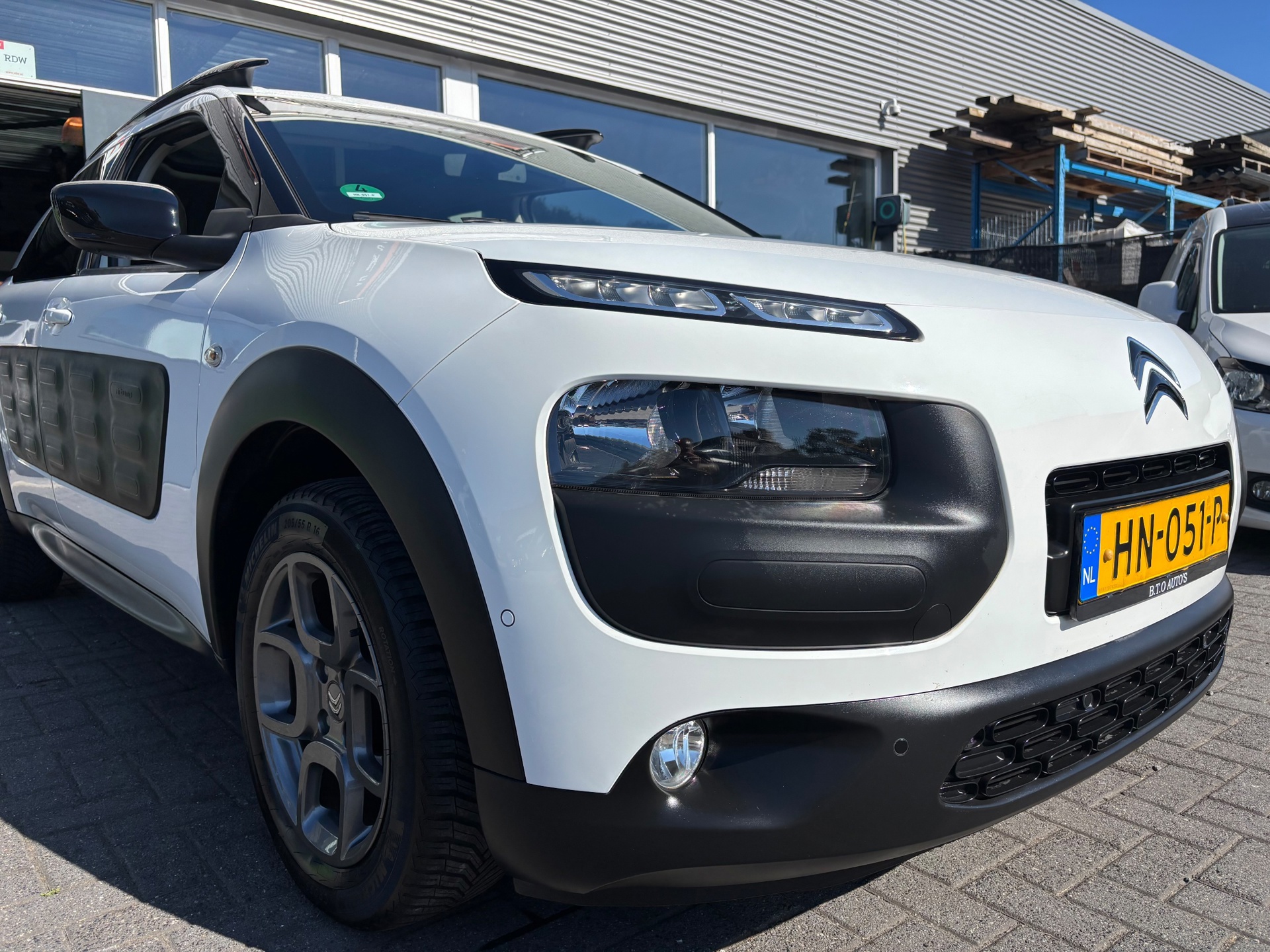 Foto van Citroen C4 Cactus