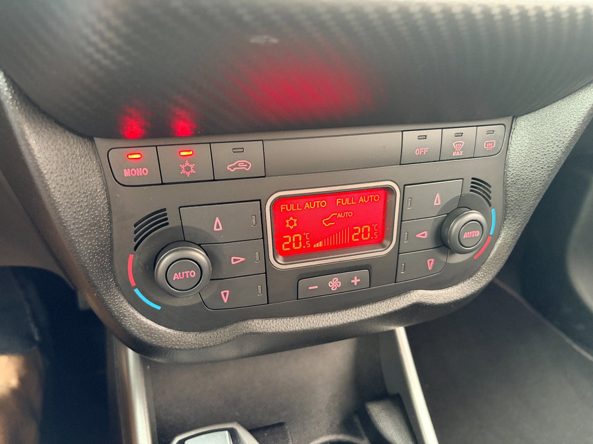 Foto van Alfa Romeo Alfa Mito