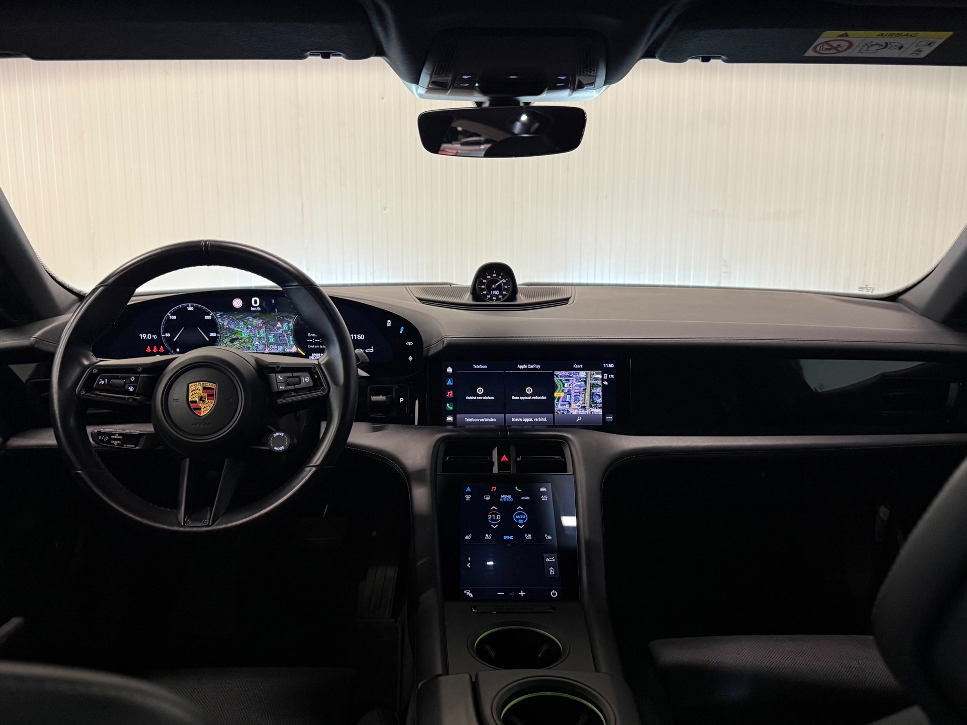 Foto van Porsche Taycan 4s