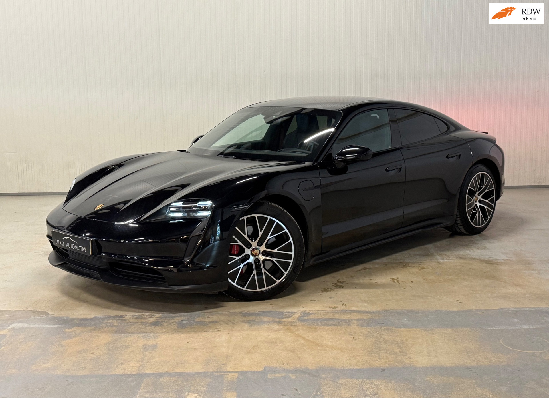 Porsche Taycan 4s 4S Performance 84 kWh | NAP | SPORT CHRONO | ZONNEDAK | BOSE AUDIO 2020 - voorkant