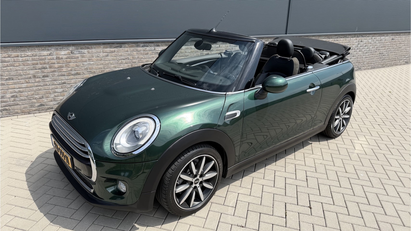Foto van Mini Mini Cabrio