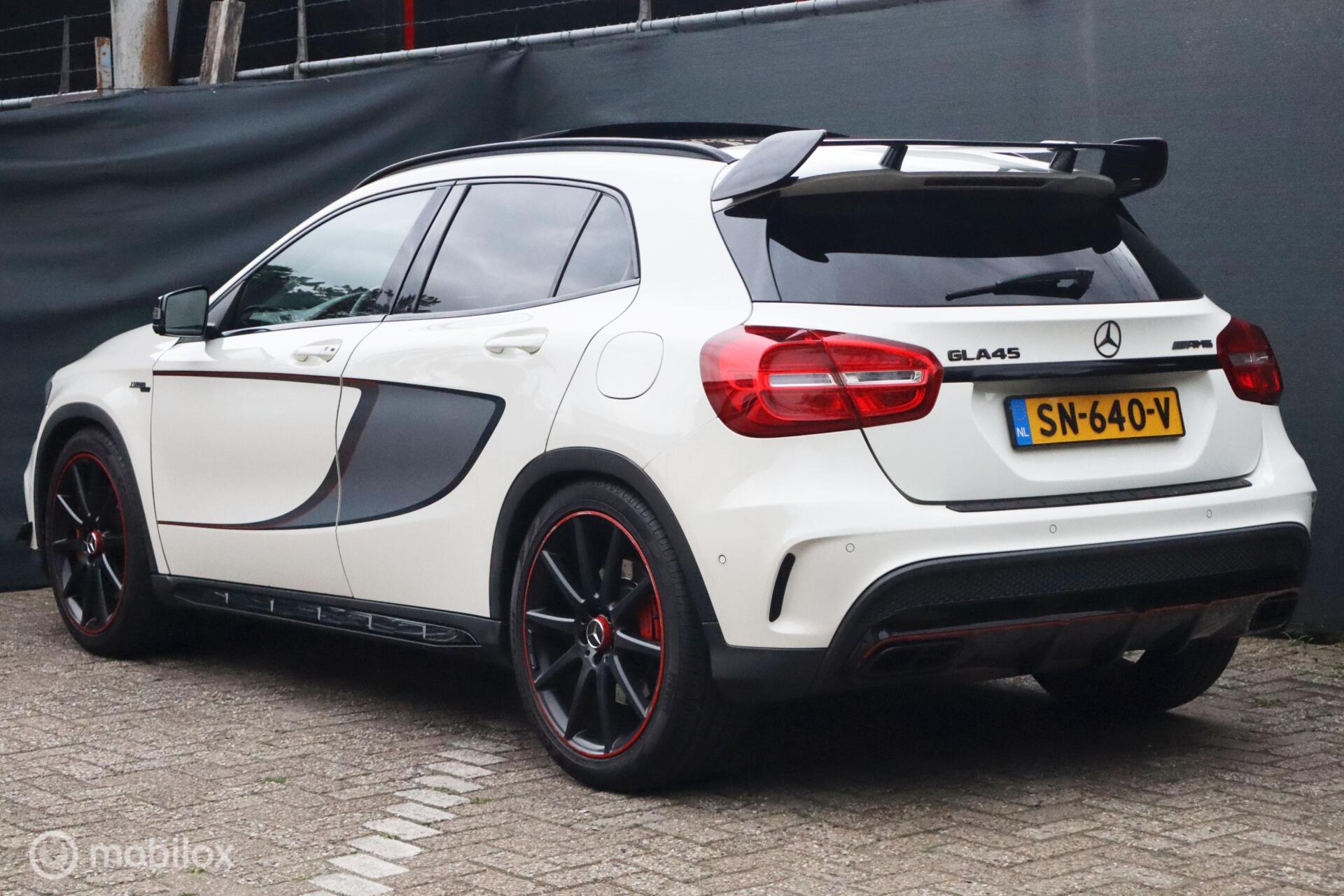 Foto van Mercedes-Benz Gla