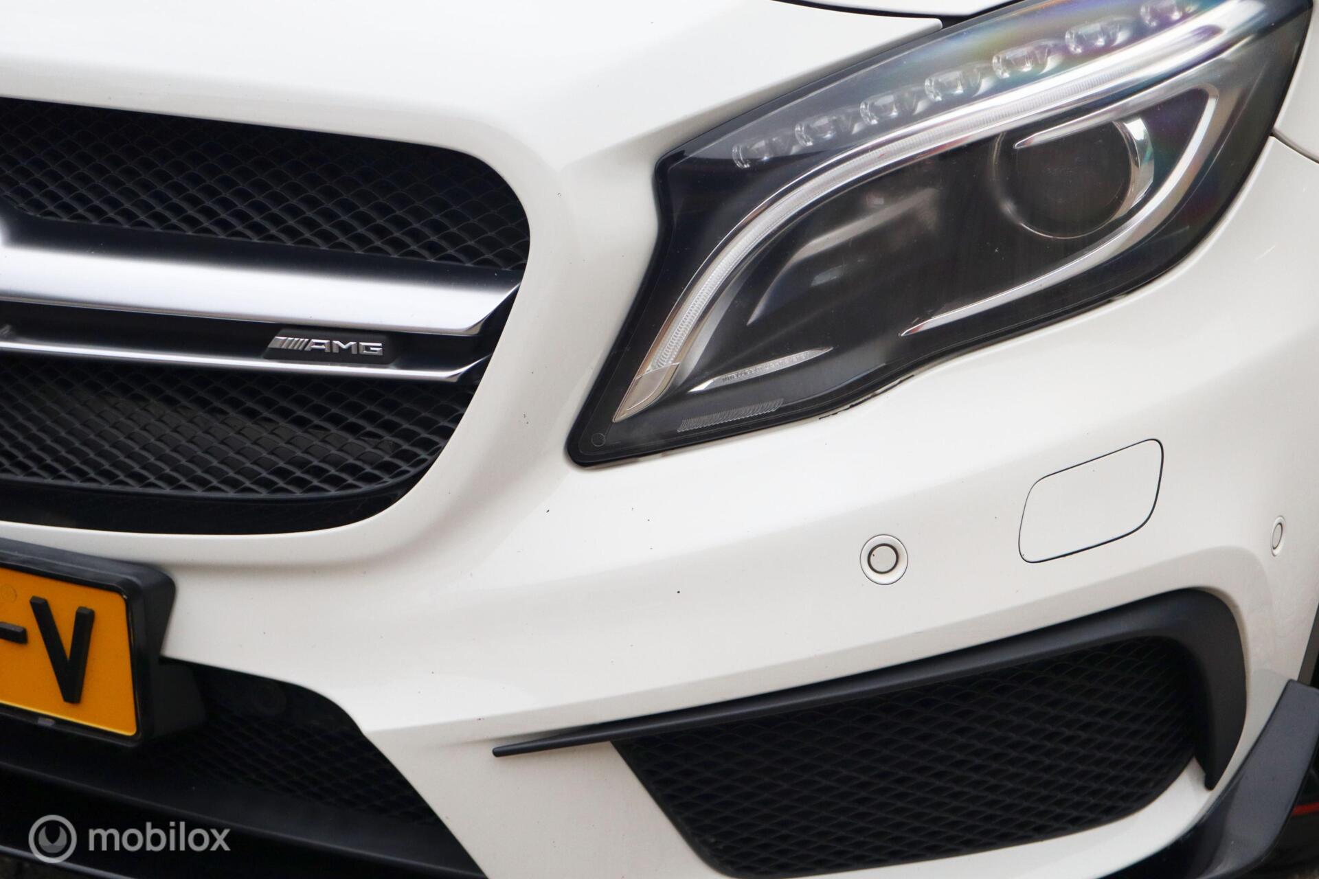 Foto van Mercedes-Benz Gla