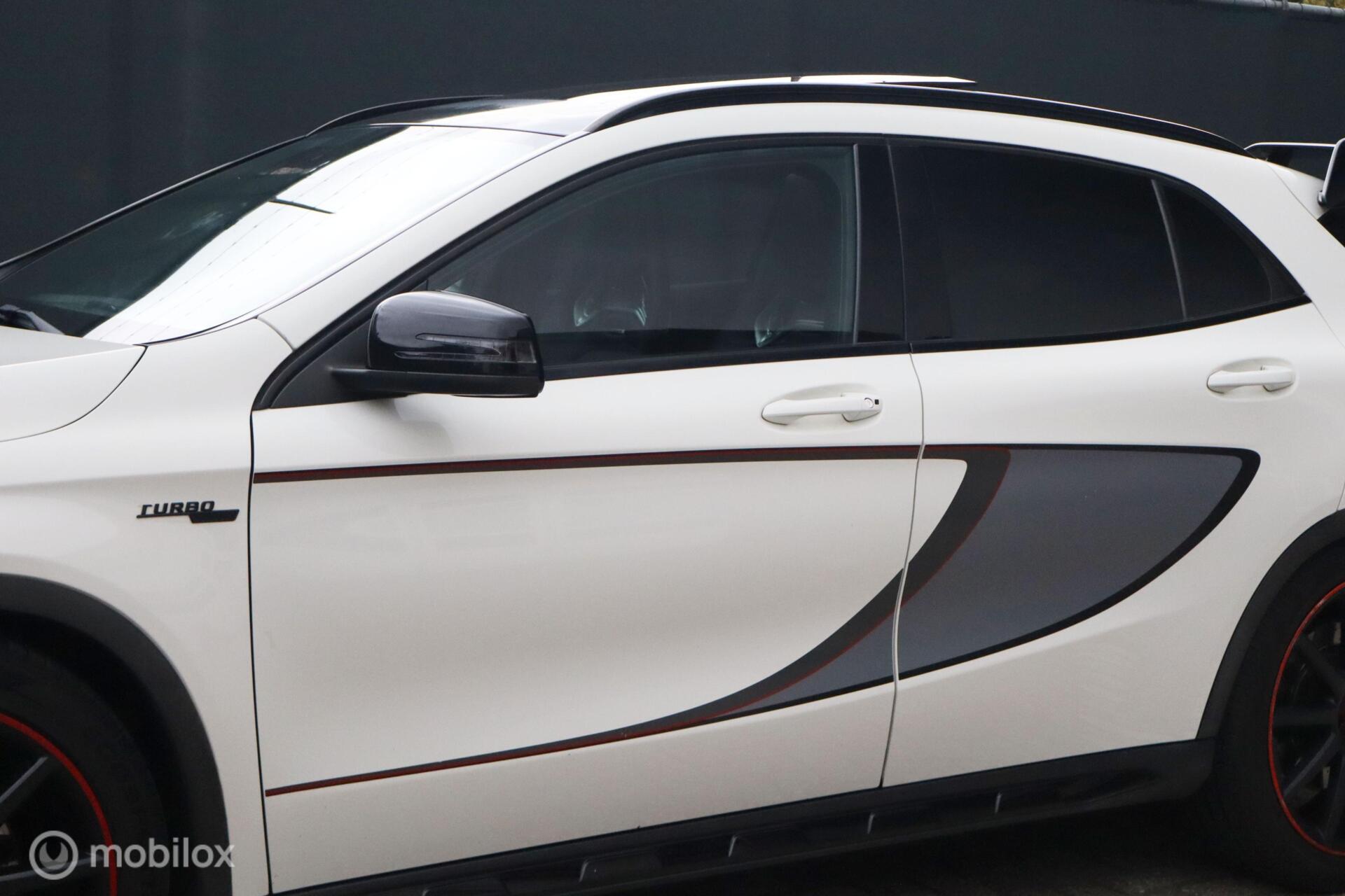 Foto van Mercedes-Benz Gla
