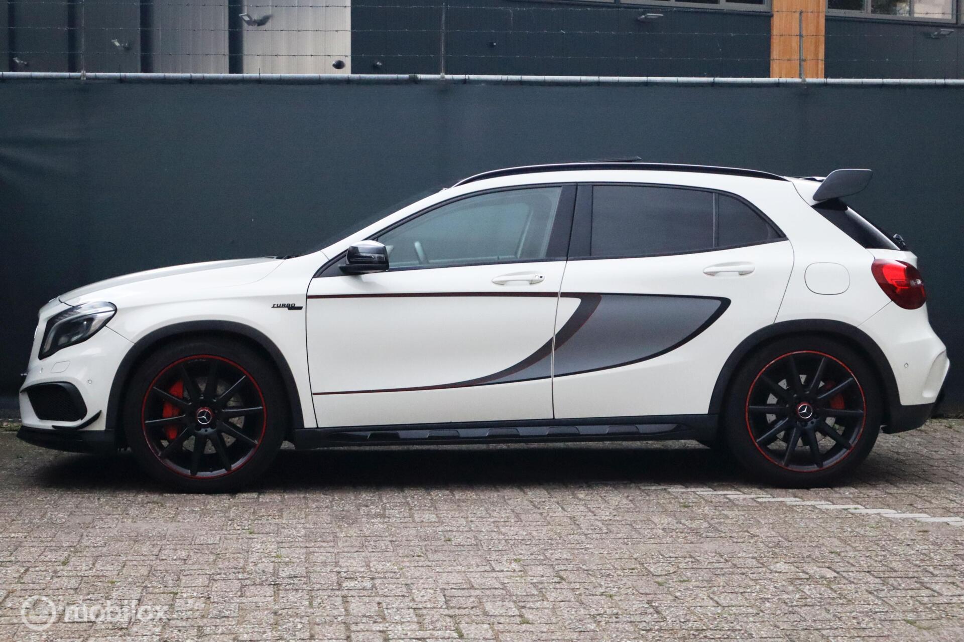 Foto van Mercedes-Benz Gla