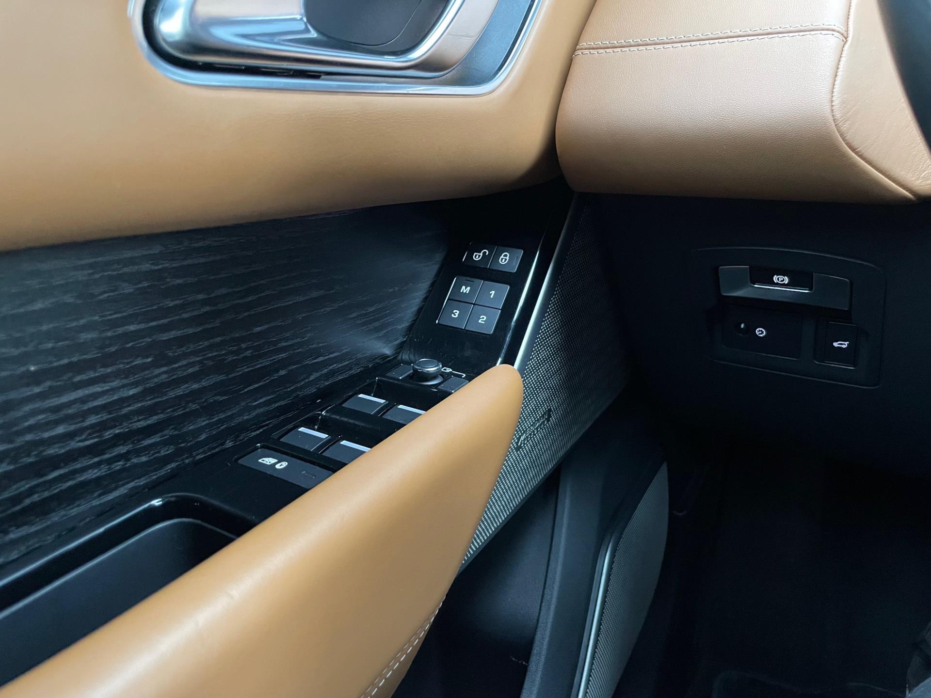 Foto van Land Rover Range Rover Velar