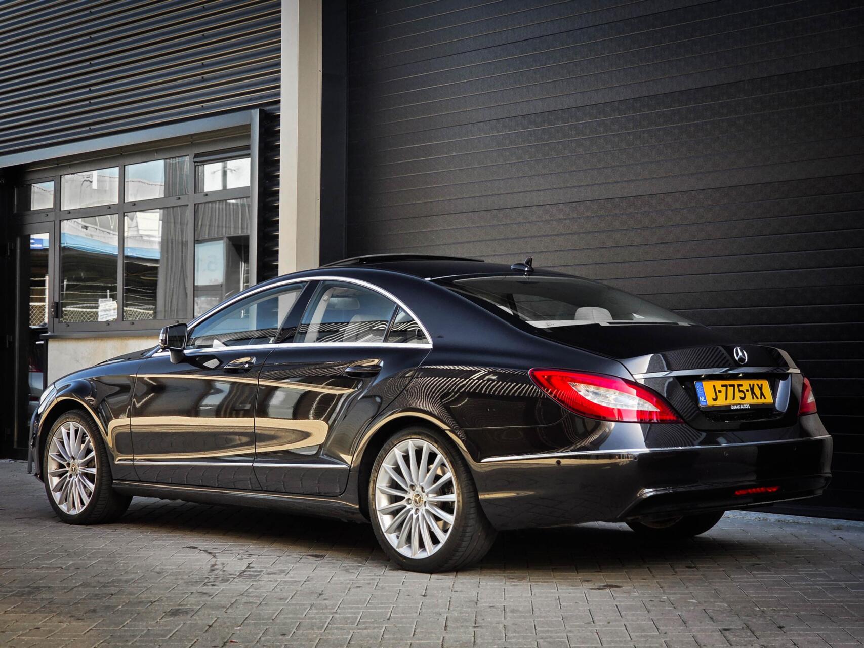 Foto van Mercedes-Benz CLS