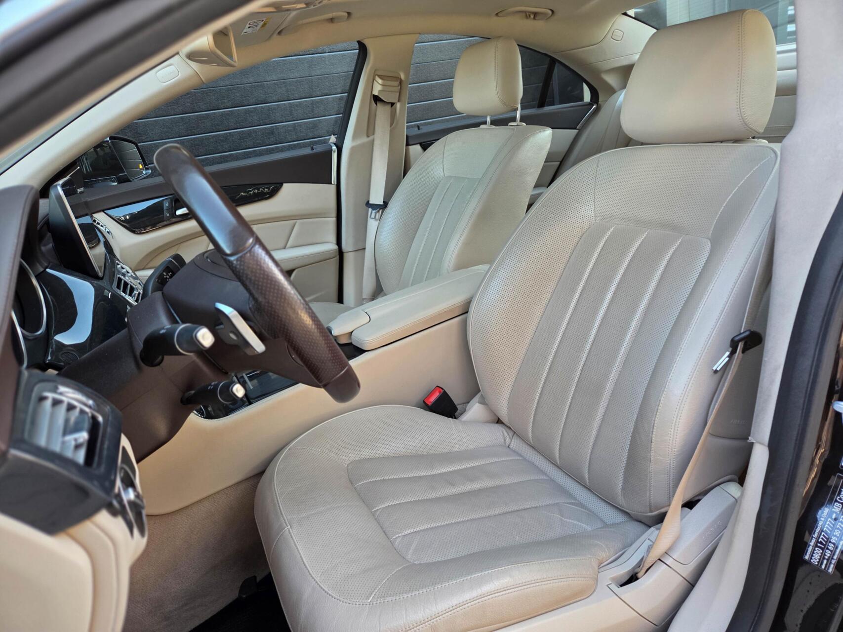 Foto van Mercedes-Benz CLS