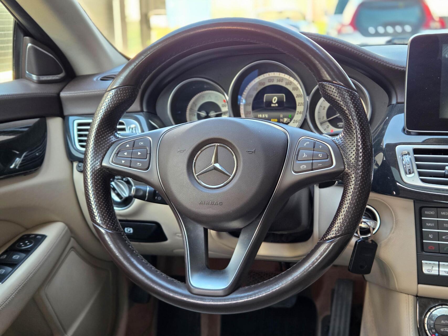 Foto van Mercedes-Benz CLS