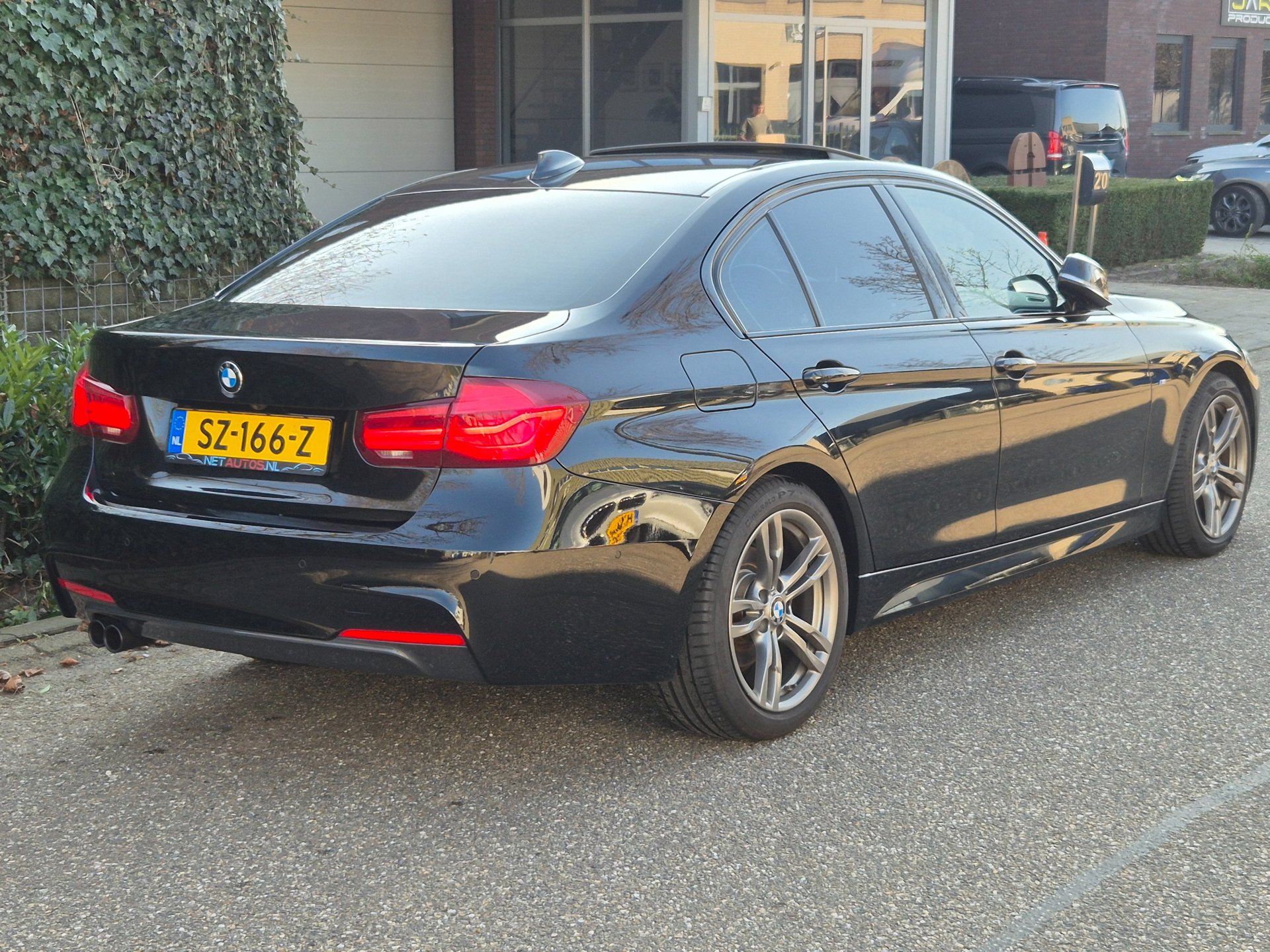 Foto van BMW 320i