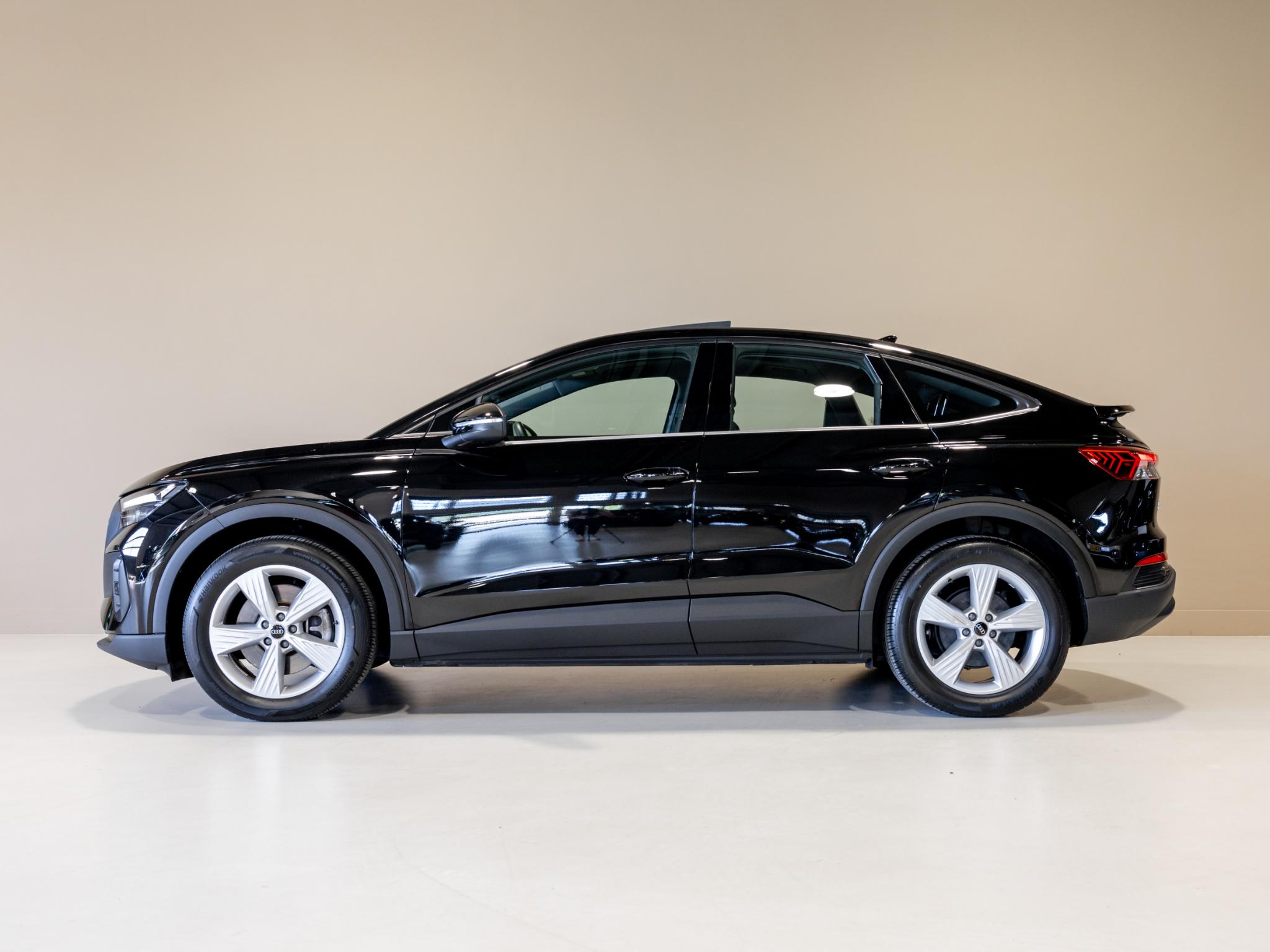 Foto van Audi Q4 Sportback 45 E-tron