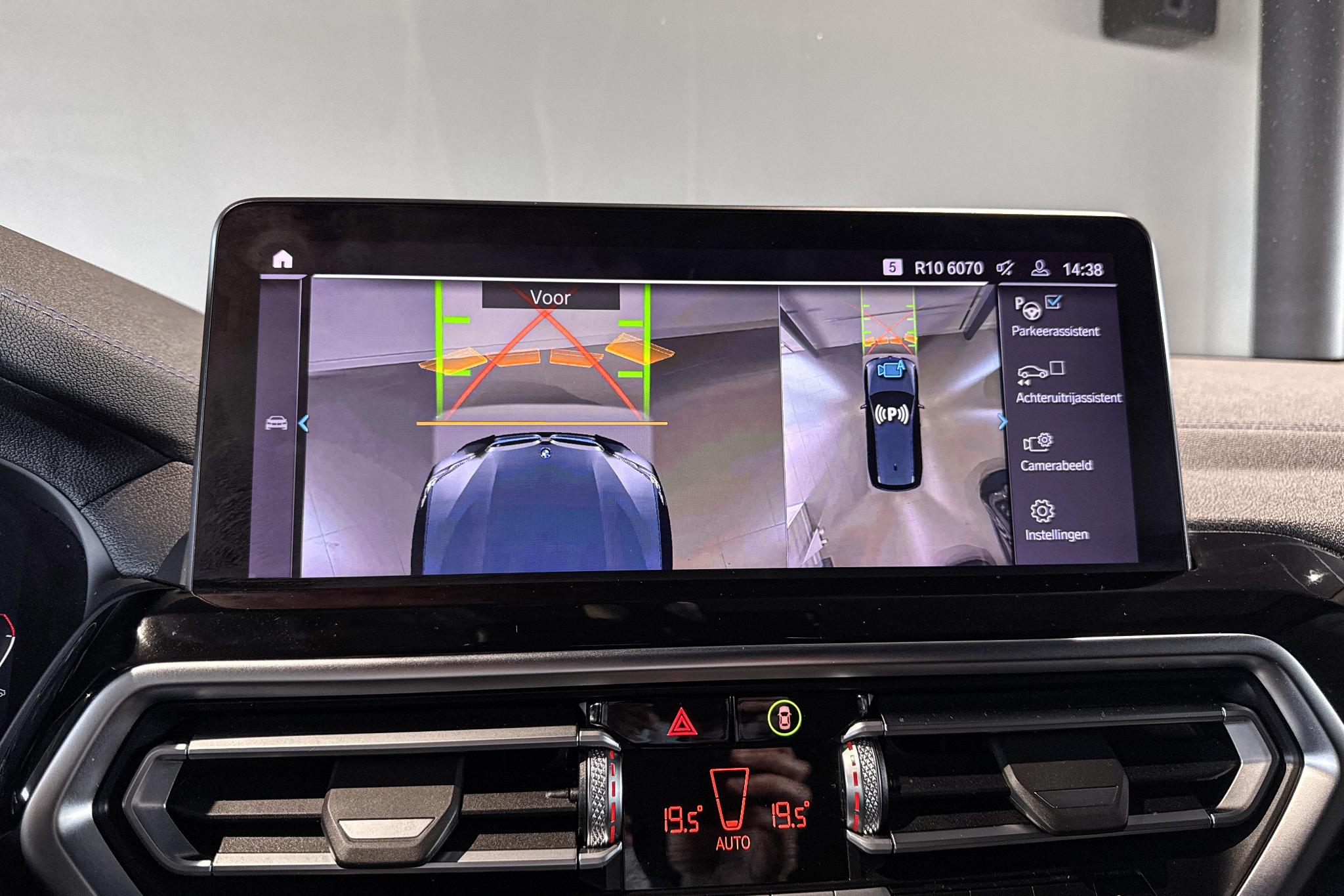 Foto van BMW Ix3