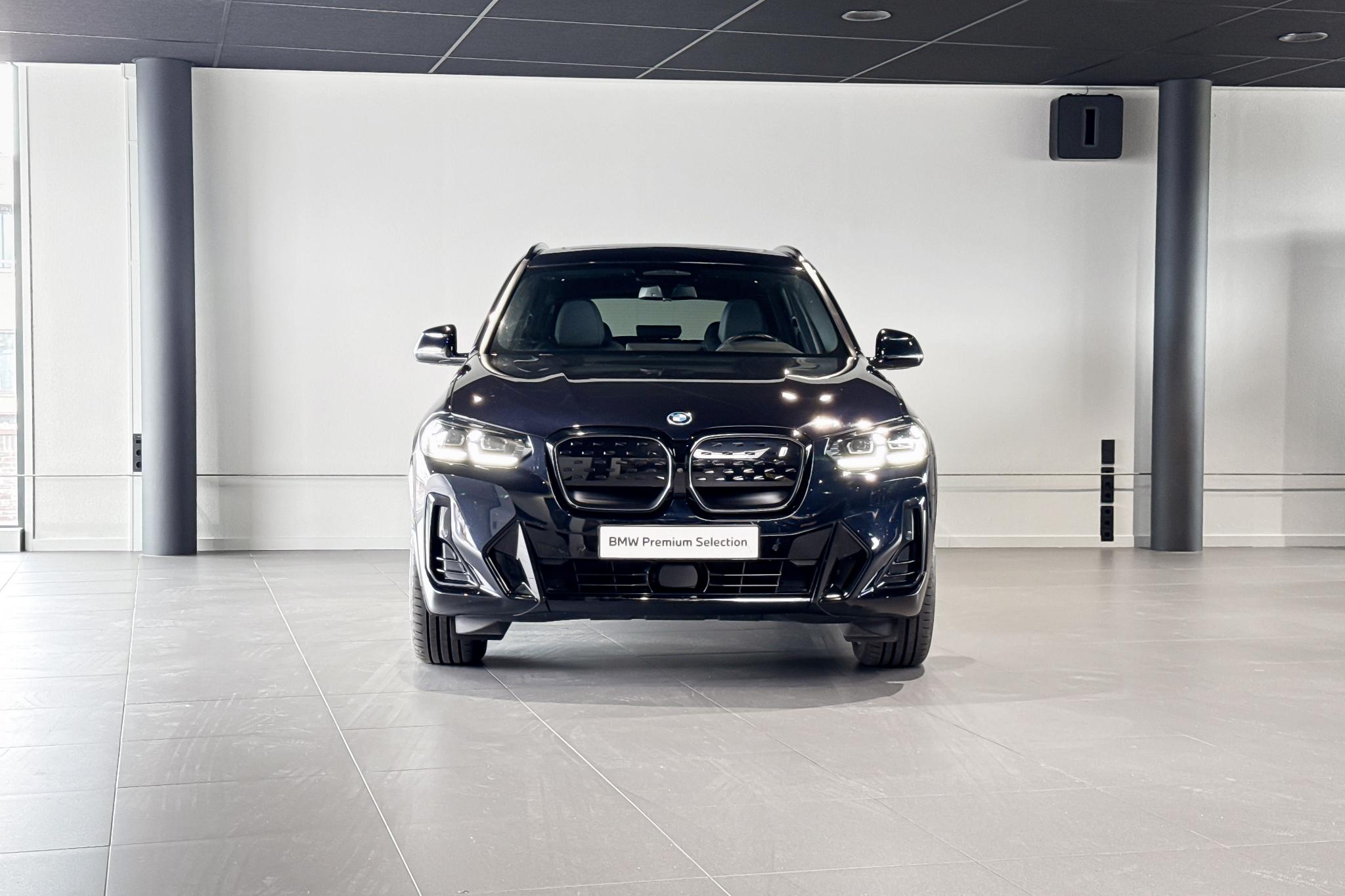 Foto van BMW Ix3