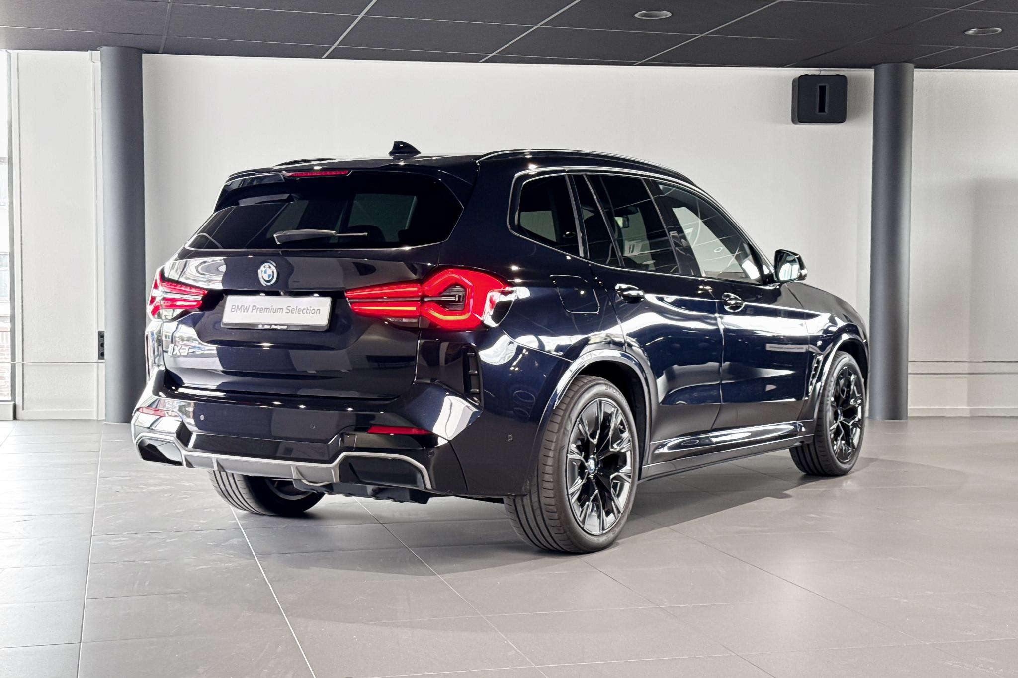 Foto van BMW Ix3