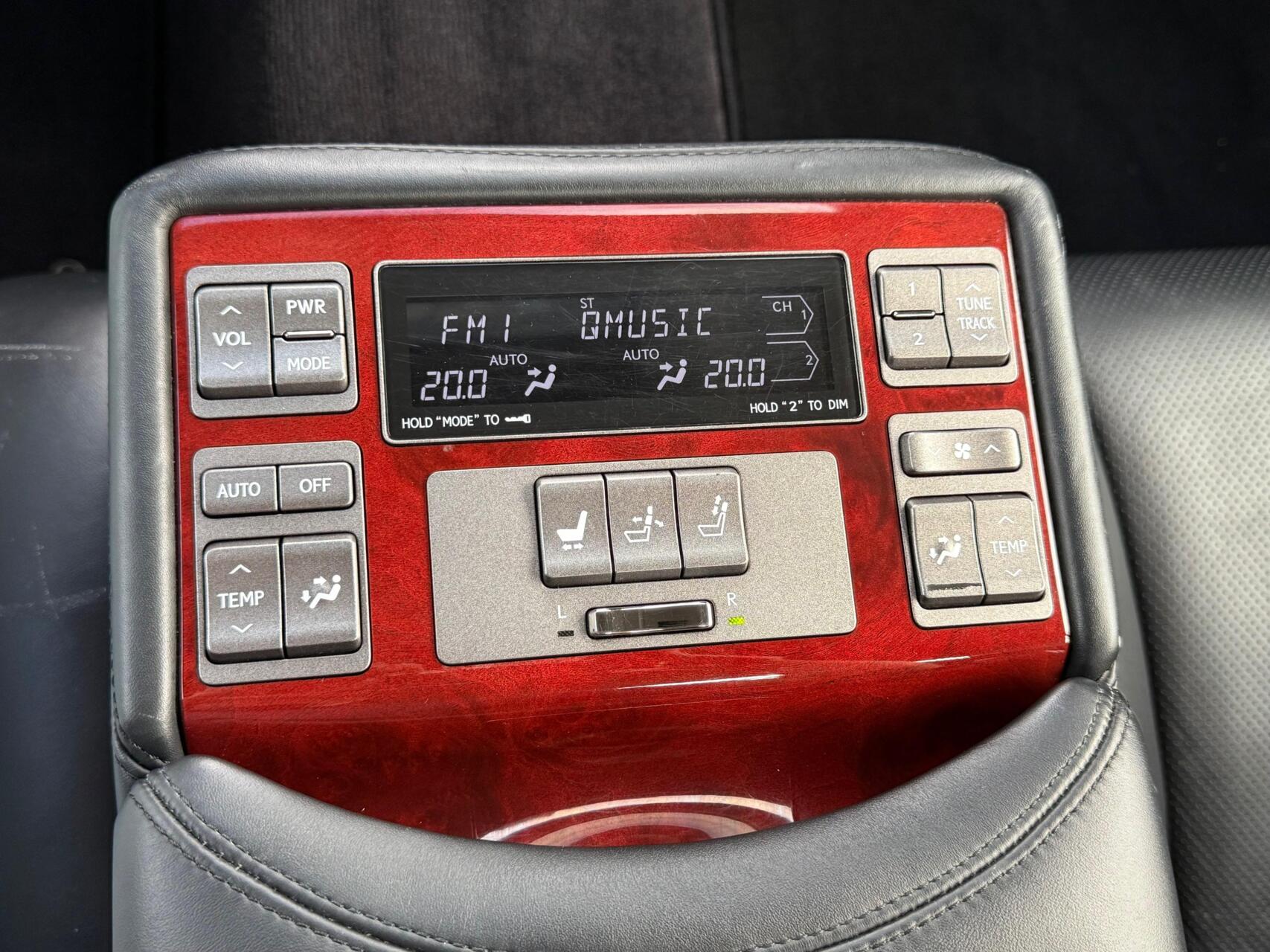 Foto van Lexus Lexus Ls600h
