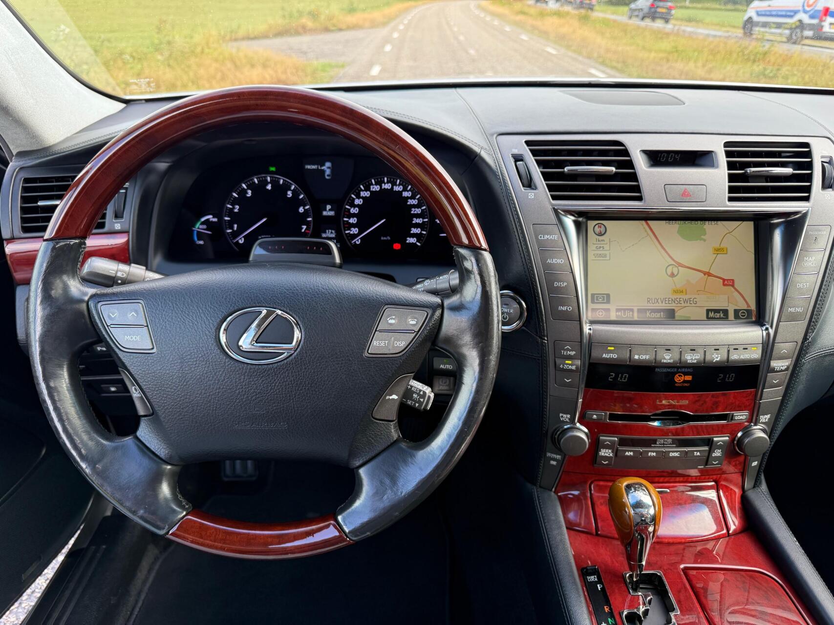 Foto van Lexus Lexus Ls600h