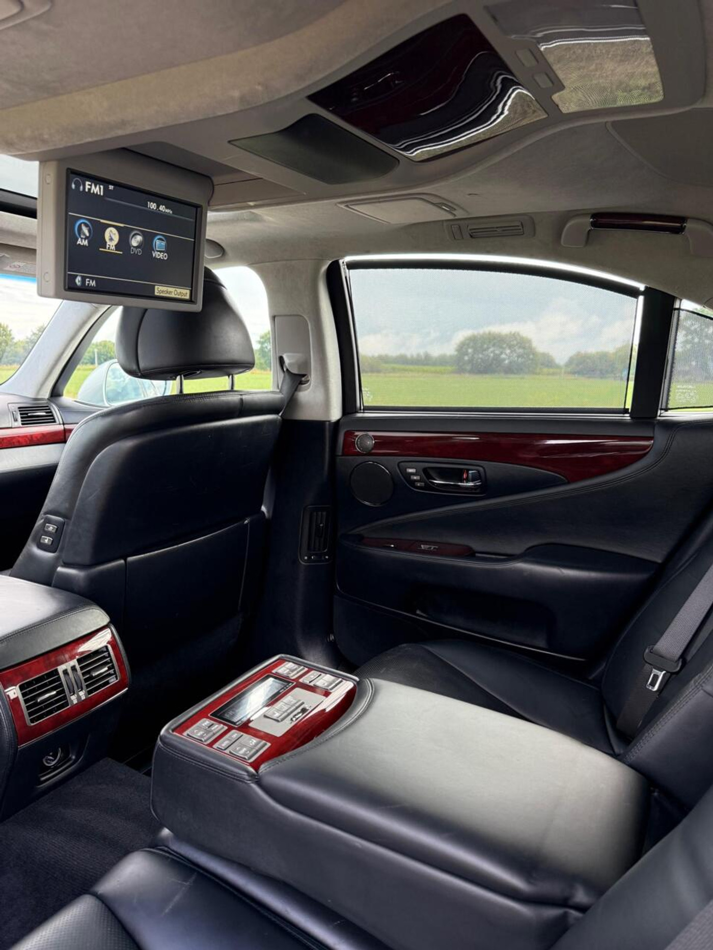 Foto van Lexus Lexus Ls600h