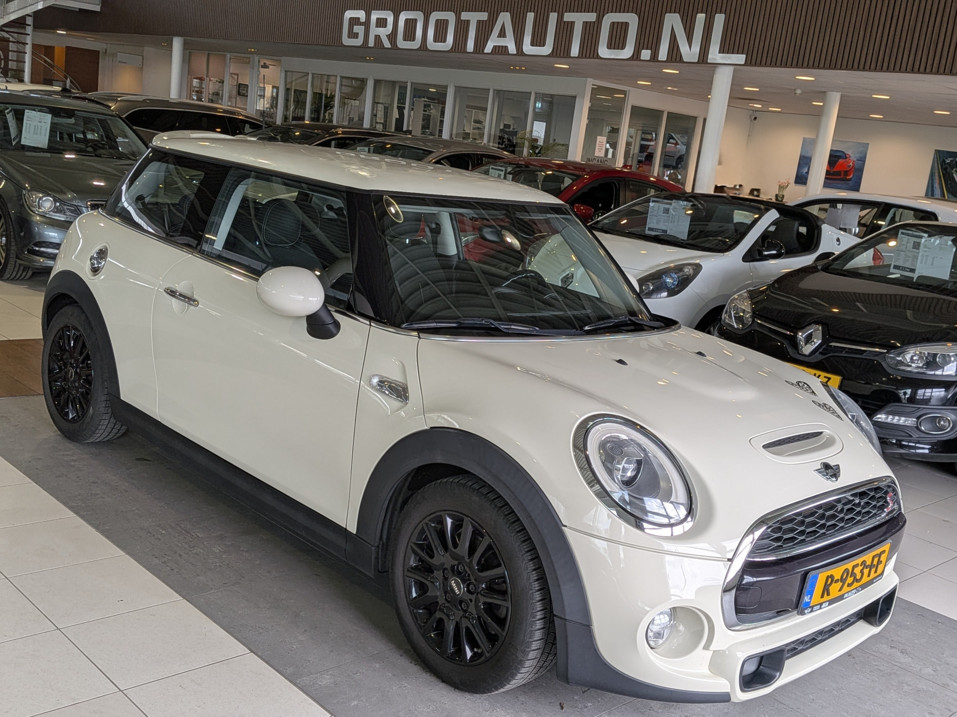 Mini Cooper S 2.0 Cooper S 2015 - voorkant