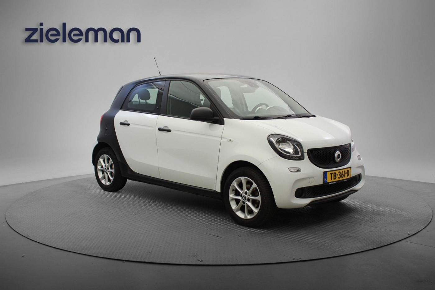 Smart Forfour 1.0 5 Deurs - Airco, Cruise 2018 - voorkant