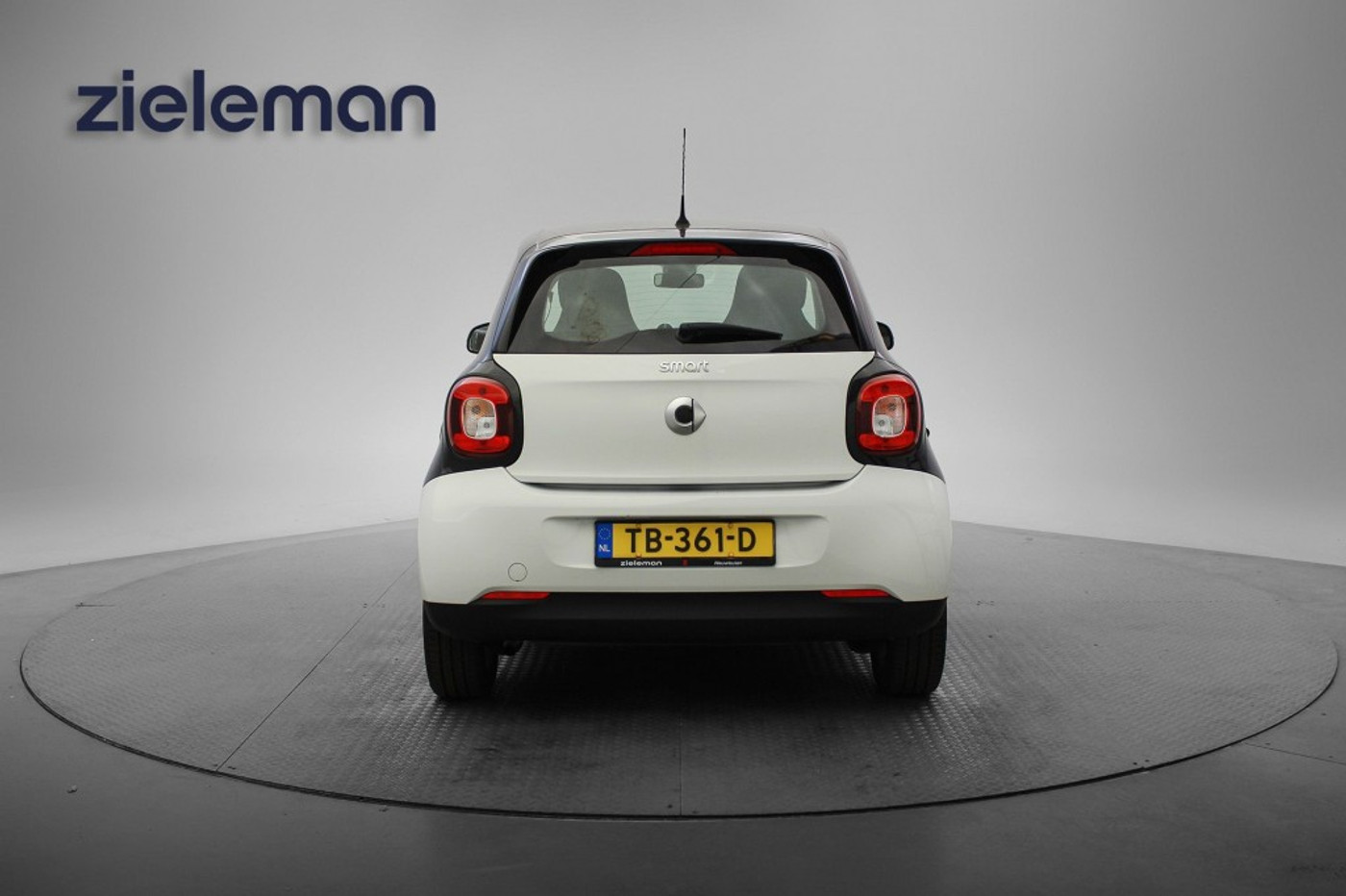 Foto van Smart Forfour