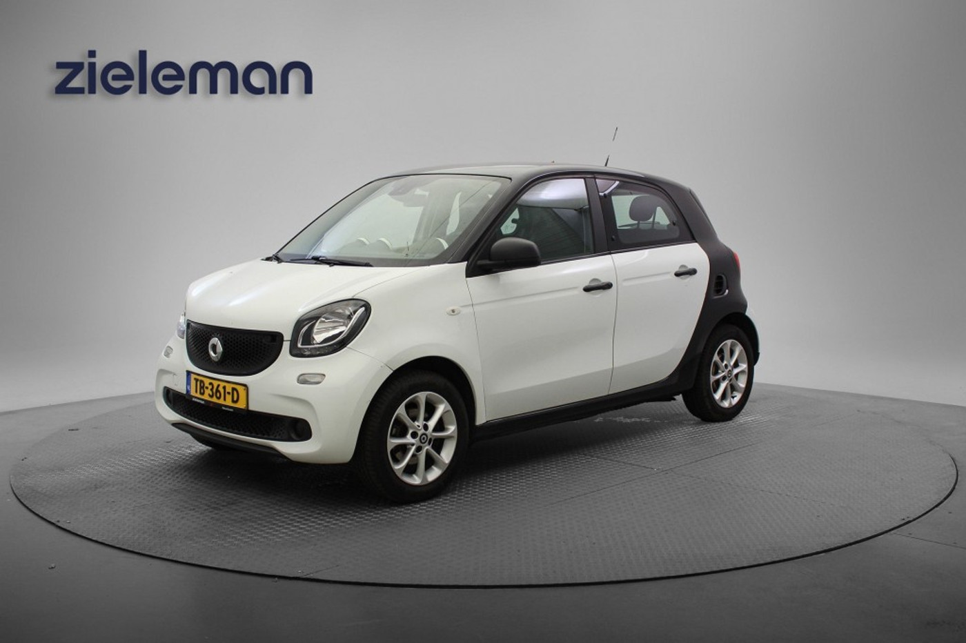 Foto van Smart Forfour