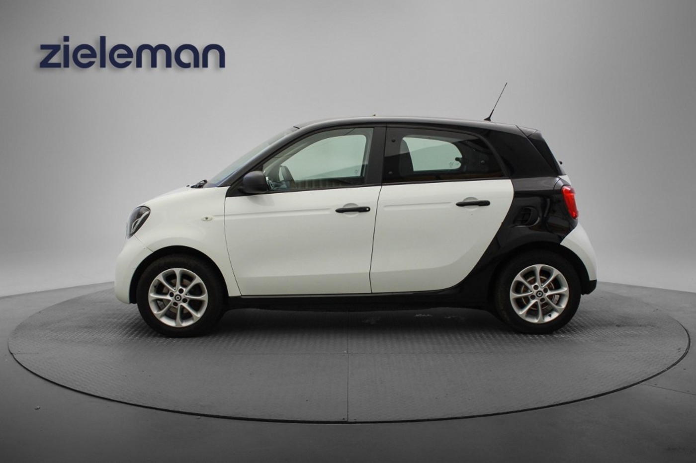 Foto van Smart Forfour