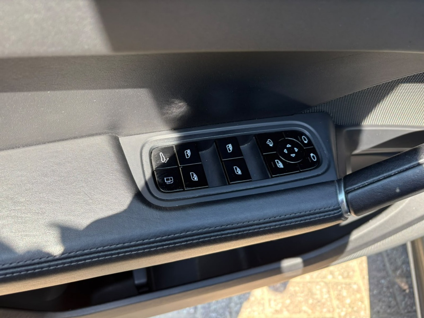 Foto van Porsche Cayenne E-hybrid
