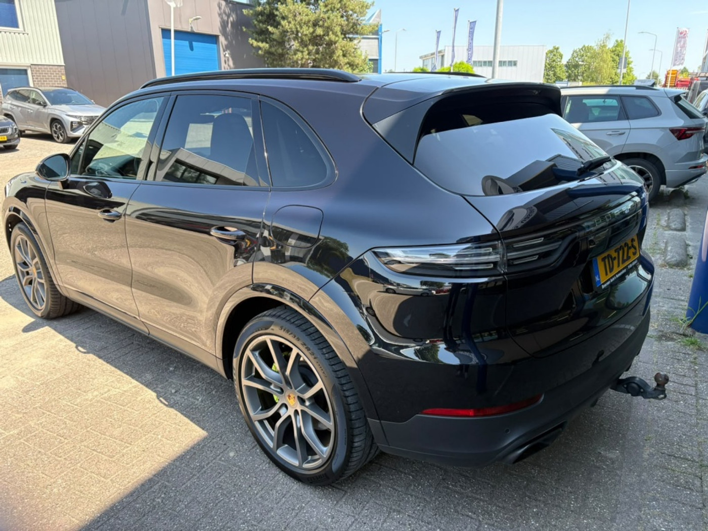 Foto van Porsche Cayenne E-hybrid