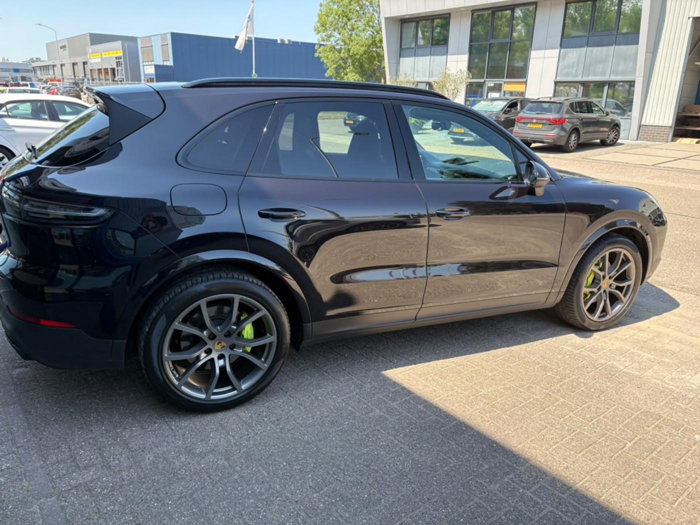 Foto van Porsche Cayenne E-hybrid