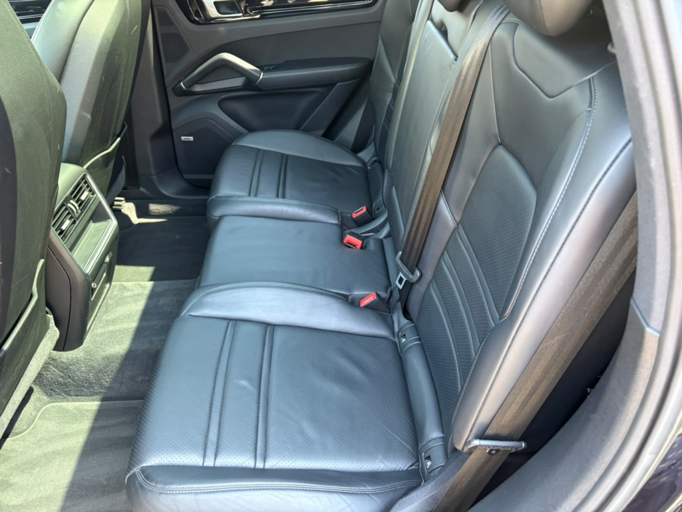 Foto van Porsche Cayenne E-hybrid