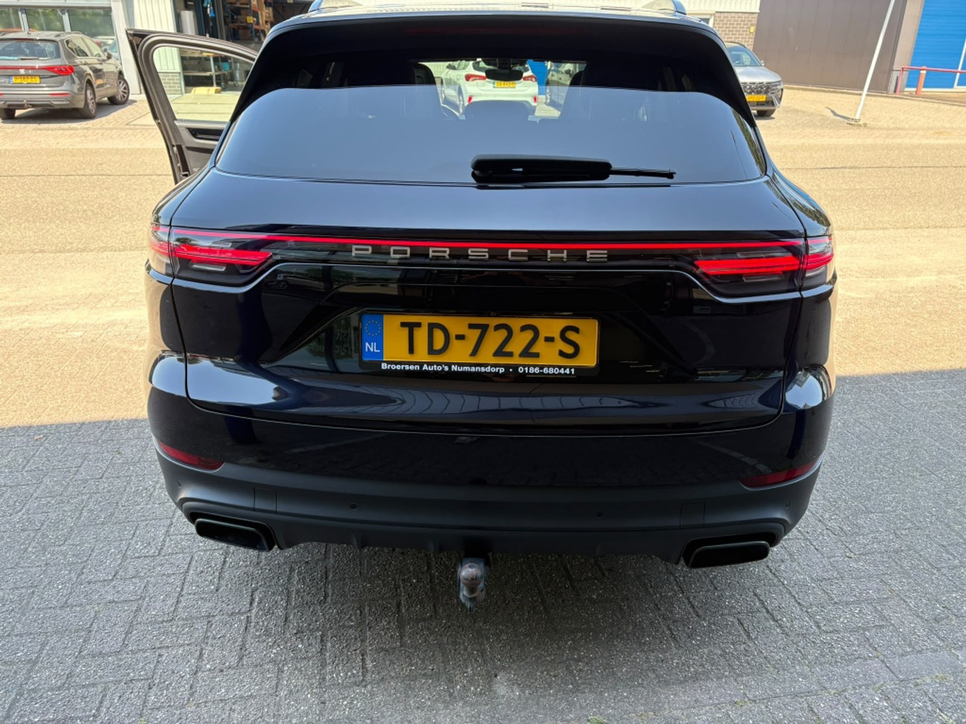 Foto van Porsche Cayenne E-hybrid