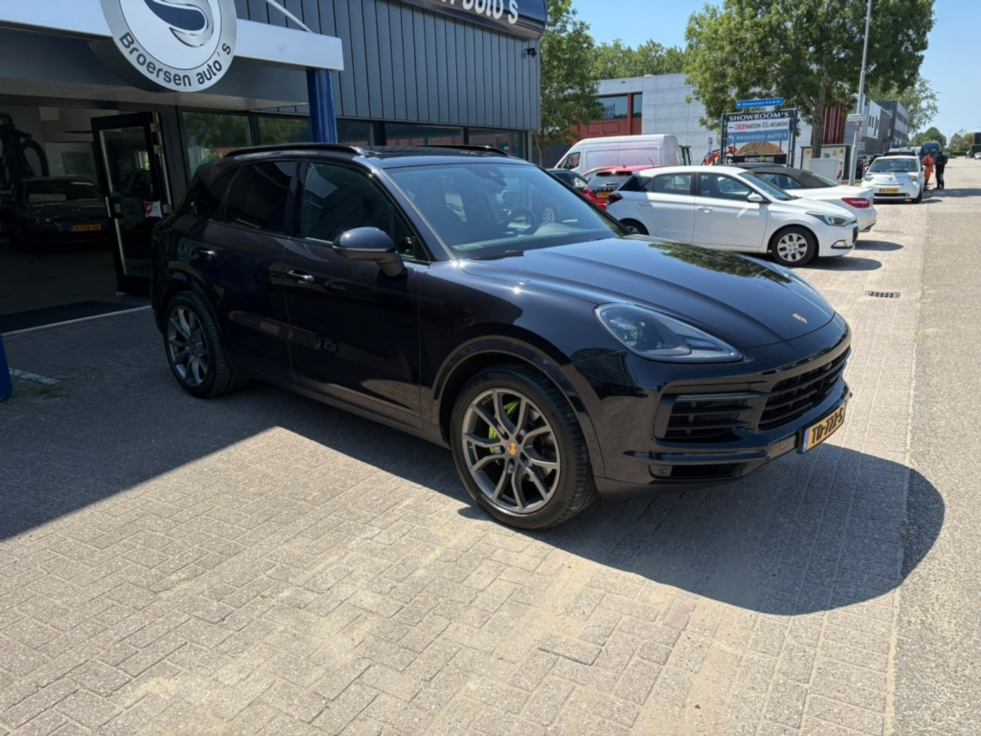 Porsche Cayenne E-hybrid 3.0 E-Hybrid | Trekhaak | Panoramadak | Luchtvering | 360° Camer 2018 - voorkant