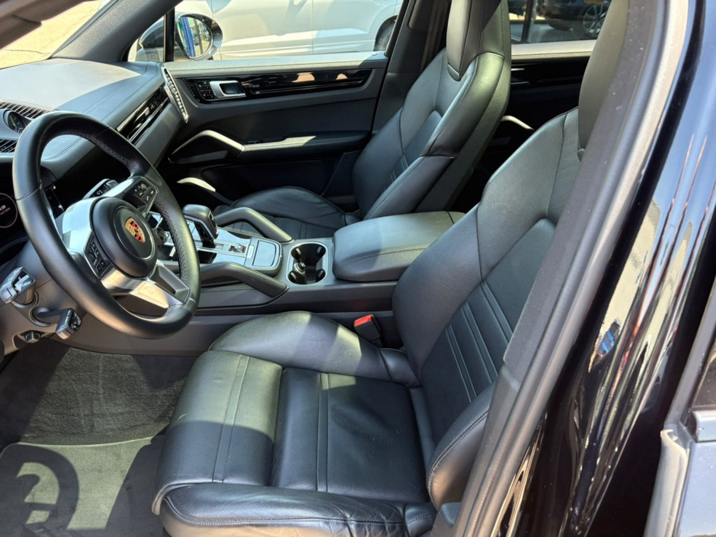 Foto van Porsche Cayenne E-hybrid